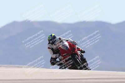 media/Oct-13-2025-Moto Forza (Mon) [[a66d839500]]/2-A Group/Session 4 (Turn 9)/